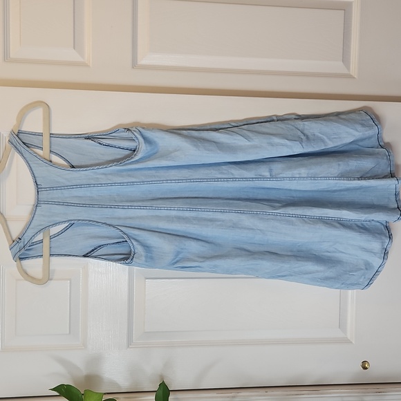 Michael Stars Chambray Dress // Large - Picture 6 of 6